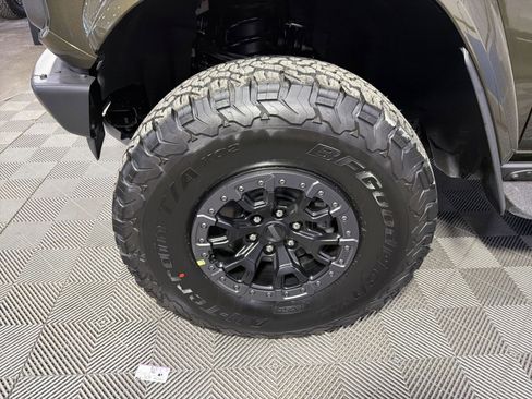 New 2025 Ford Bronco Raptor w/ Interior Carbon Fiber Pack AWD/4WD image 17