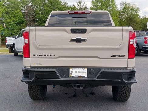 New 2026 Chevrolet Silverado 1500 ZR2 AWD/4WD image 5