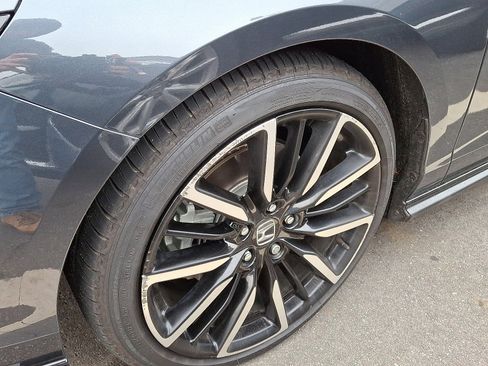 Used 2025 Honda Accord Touring image 7