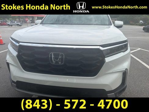 Certified 2025 Honda Pilot EX-L image 2