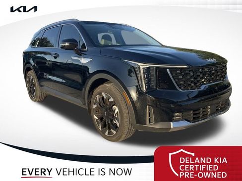 Certified 2025 Kia Sorento SX FWD image 1