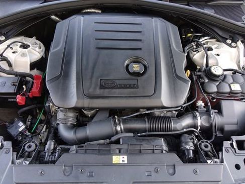 Used 2019 Land Rover Range Rover Velar S image 43