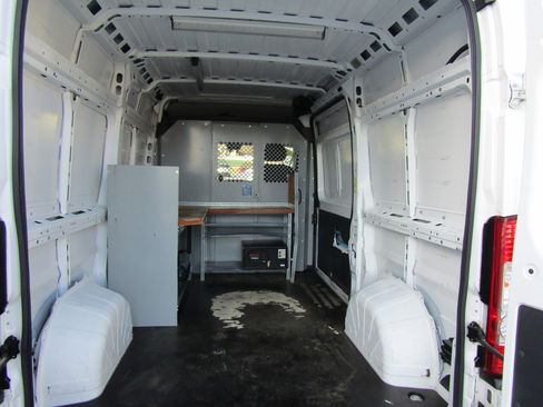 Used 2021 RAM ProMaster 1500 FWD image 16