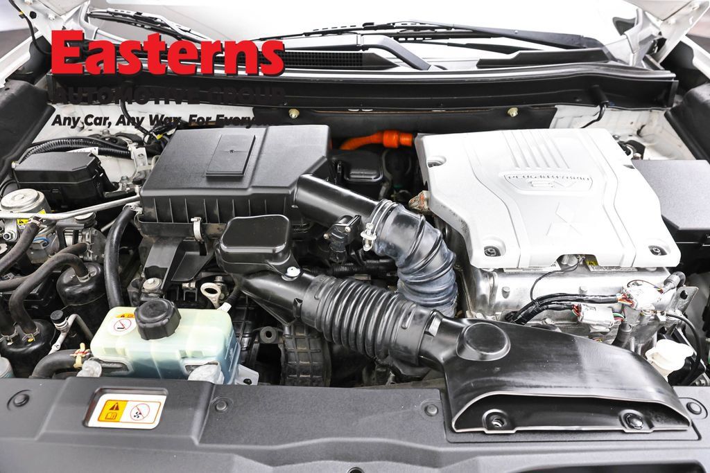 Used 2020 Mitsubishi Outlander SEL AWD/4WD image 9