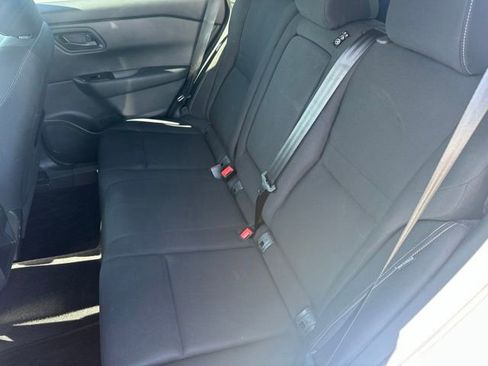 Used 2024 Nissan Rogue S AWD/4WD image 22