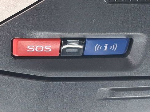 Used 2020 Subaru Outback Limited image 28