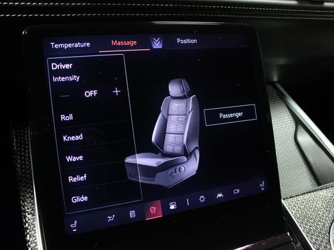 Used 2025 Cadillac Escalade V image 35