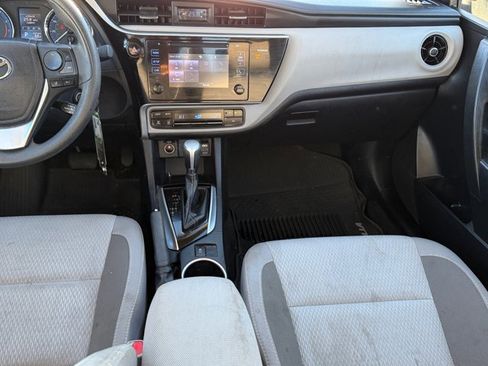 Used 2017 Toyota Corolla LE image 14