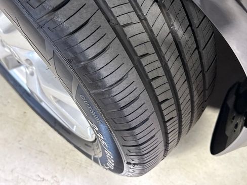 Used 2013 Nissan Rogue SL AWD/4WD image 3
