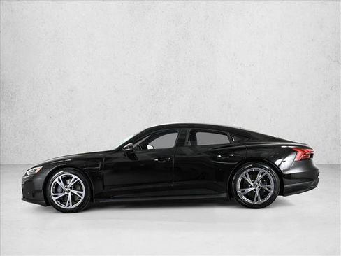Used 2023 Audi e-tron GT Premium Plus image 9