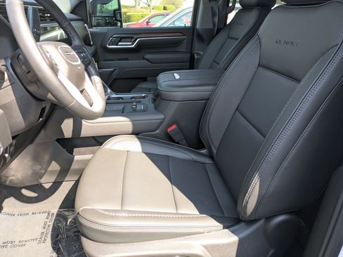 Certified 2026 GMC Sierra 2500 Denali w/ Technology Package image 16