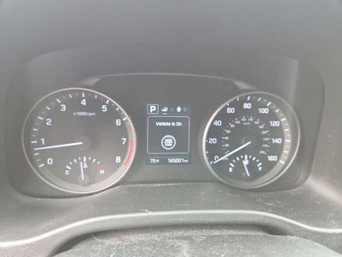 Used 2017 Hyundai Elantra Value Edition FWD image 12