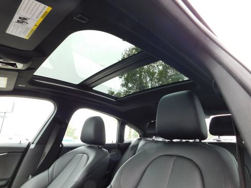 Used 2022 BMW 228i Gran Coupe w/ Convenience Package FWD image 17