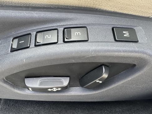 Used 2016 Volvo XC60 T6 Platinum image 19