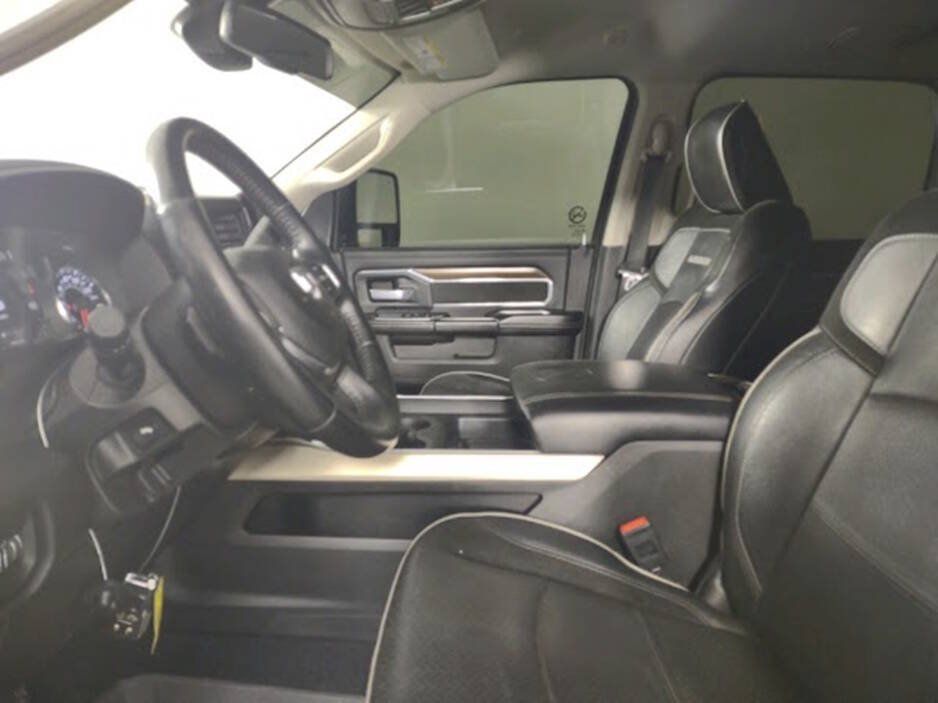Used 2023 RAM 2500 Laramie AWD/4WD image 13