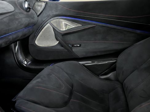 Used 2018 McLaren 720S Performance RWD image 38