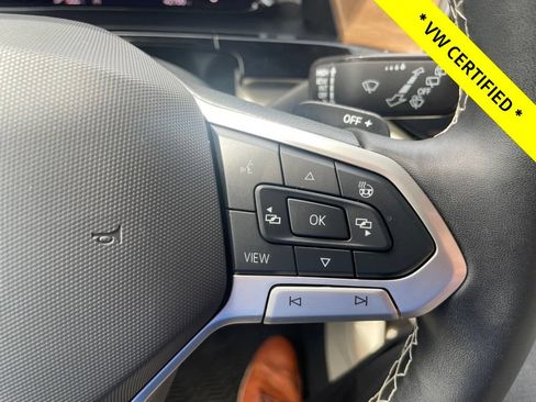 Used 2024 Volkswagen Atlas SE AWD/4WD image 27