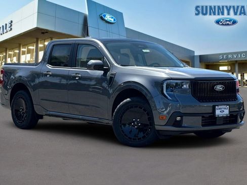 Used 2025 Ford Maverick Lobo image 1