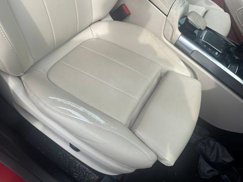 Used 2021 Mercedes-Benz GLB 250 4MATIC image 23