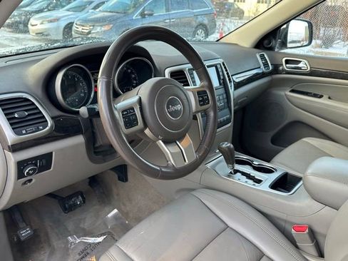 Used 2011 Jeep Grand Cherokee Laredo image 11