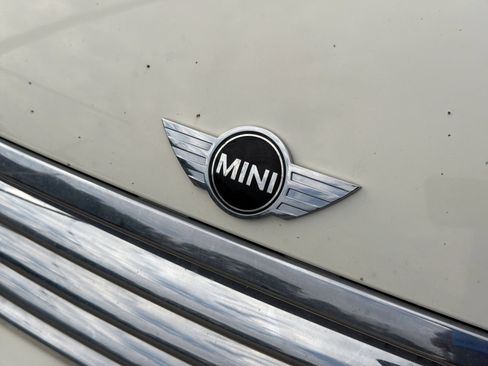 Used 2011 MINI Cooper Hardtop FWD image 13