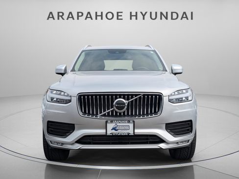 Used 2022 Volvo XC90 T5 Momentum image 8