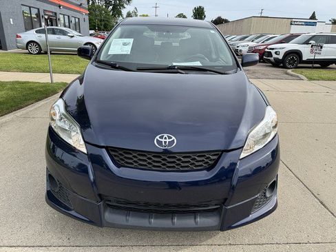 Used 2009 Toyota Matrix S AWD/4WD image 2