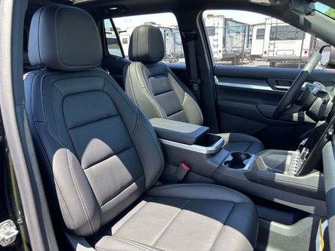 New 2026 GMC Terrain Elevation w/ Elevation Premium Package FWD image 36