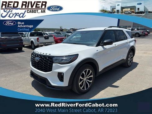 Used 2025 Ford Explorer ST-Line RWD image 1