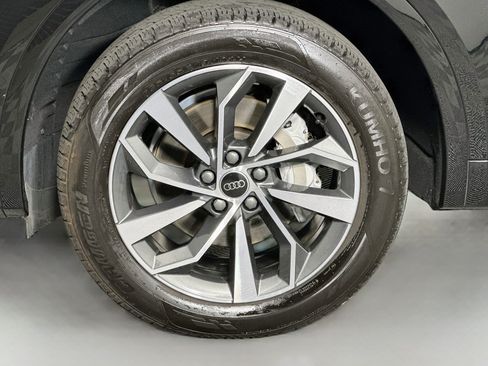 Used 2023 Audi Q5 2.0T Premium w/ Convenience Package AWD/4WD image 11