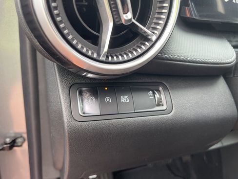 New 2025 Chevrolet Equinox LT w/ Safety and Technology Package image 22