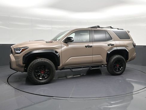 Used 2025 Toyota 4Runner TRD Pro AWD/4WD image 7