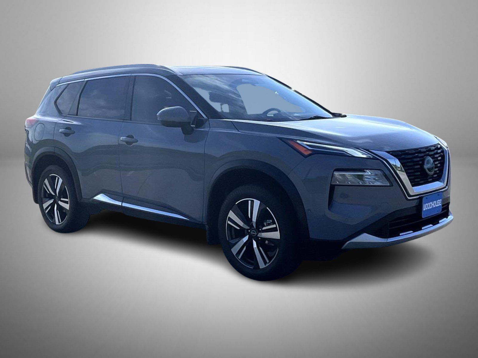 Used 2023 Nissan Rogue Platinum AWD/4WD image 3