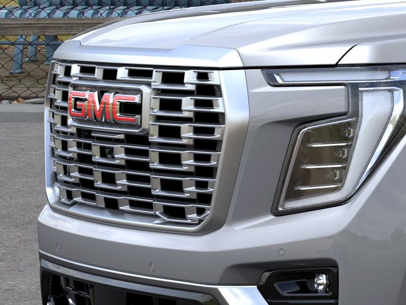 New 2026 GMC Yukon Denali w/ Denali Reserve Package AWD/4WD image 13