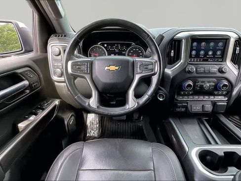 Used 2021 Chevrolet Silverado 1500 LTZ w/ LTZ Premium Package RWD image 8