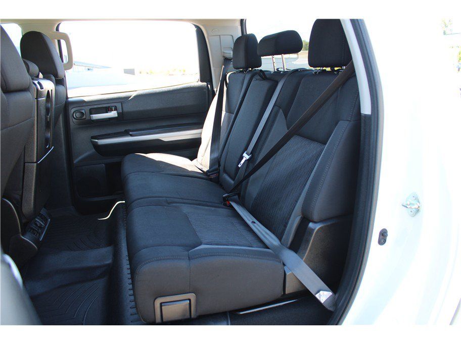 Used 2014 Toyota Tundra SR5 AWD/4WD image 12