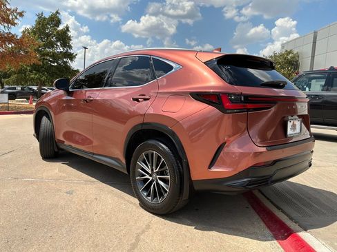 Used 2025 Lexus NX 250 FWD w/ Accessory Package (K3) image 8