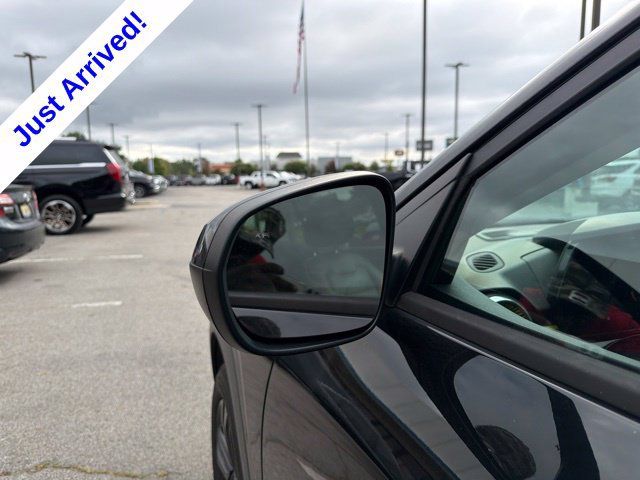 Used 2024 Chevrolet Trax ACTIV w/ Driver Confidence Package FWD image 12