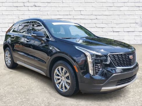 Certified 2023 Cadillac XT4 Premium Luxury FWD image 5