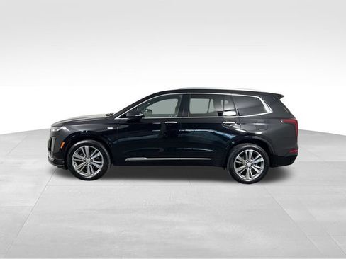 Used 2022 Cadillac XT6 Premium Luxury w/ Technology Package AWD/4WD image 3