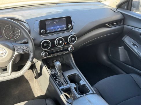 Used 2025 Nissan Sentra S FWD image 16