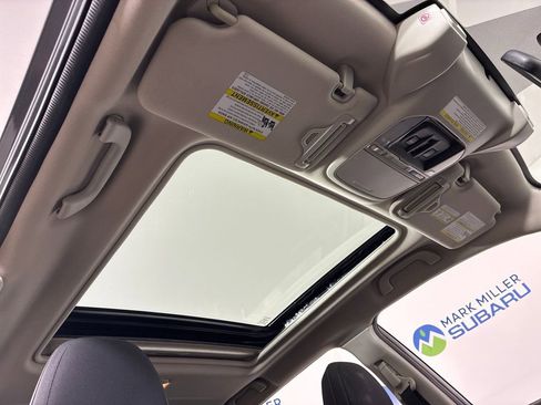 Used 2020 Subaru Forester Premium image 33