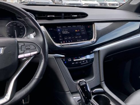 Used 2022 Cadillac XT6 Sport AWD/4WD image 7