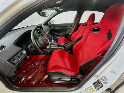 Used 2023 Honda Civic Type R image 14