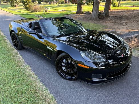 Used 2010 Chevrolet Corvette Grand Sport w/ Preferred Equipment Group RWD image 31