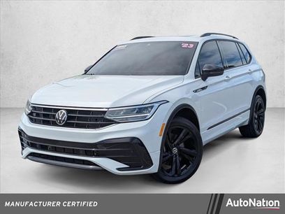 Certified 2023 Volkswagen Tiguan SE R-Line