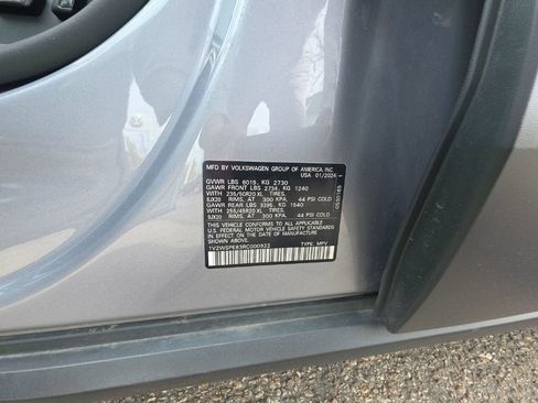 Used 2024 Volkswagen ID.4 Pro S image 31