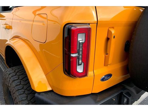 Used 2022 Ford Bronco Outer Banks image 28