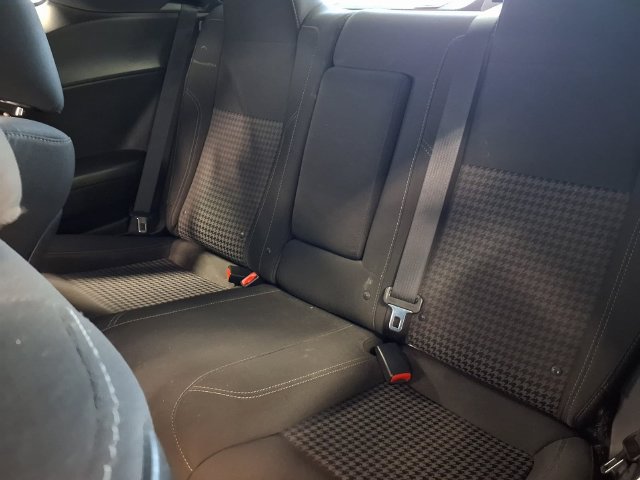 Used 2017 Dodge Challenger R/T RWD image 6