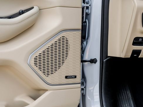 Used 2021 Jeep Grand Cherokee L Limited w/ Luxury Tech Group II image 56